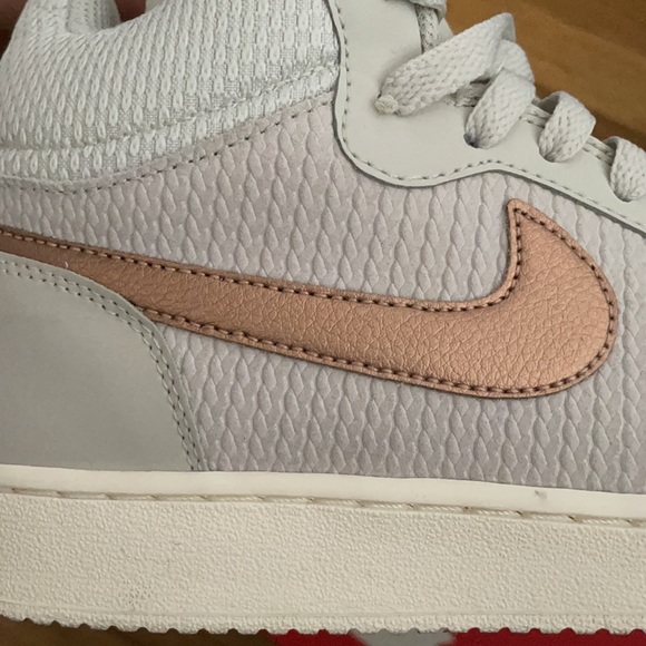 Nike Women's Court Borough Mid Premium - Picture 12 of 15